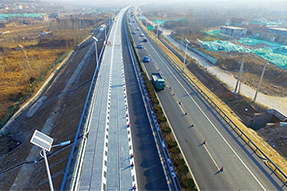 The First Solar Highway was Opened to Traffic in China