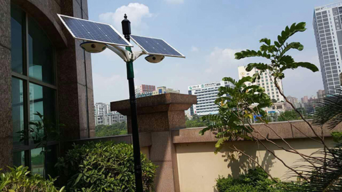 solar powered courtyard light