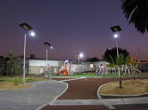 solar powered garden light