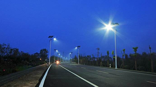 solar powered street lamp