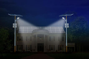 solar powered street light with traditional